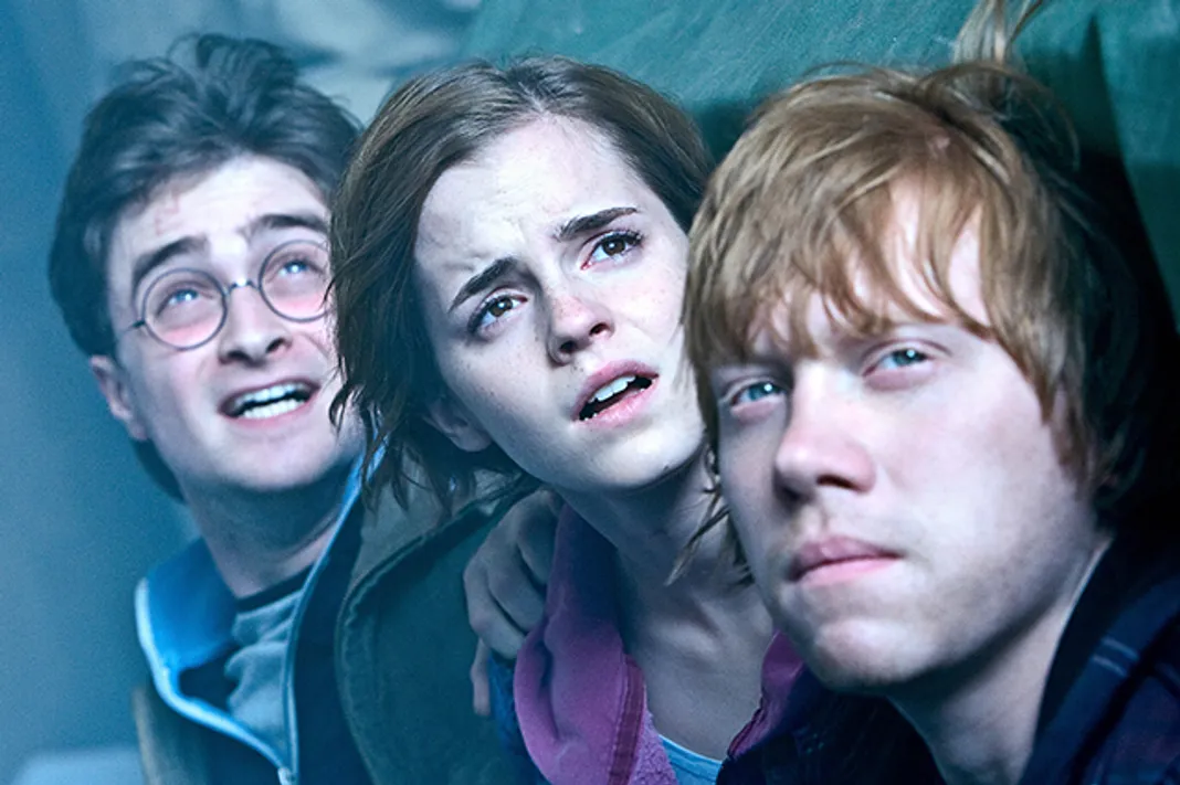 Daniel Radcliffe, Emma Watson, Rupert Grint, Harry Potter and the Deathly Hallows, Part-2, Everett, 110215