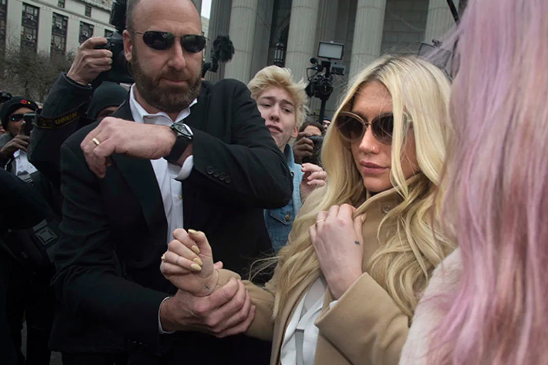 Kesha, Splash News, 022216