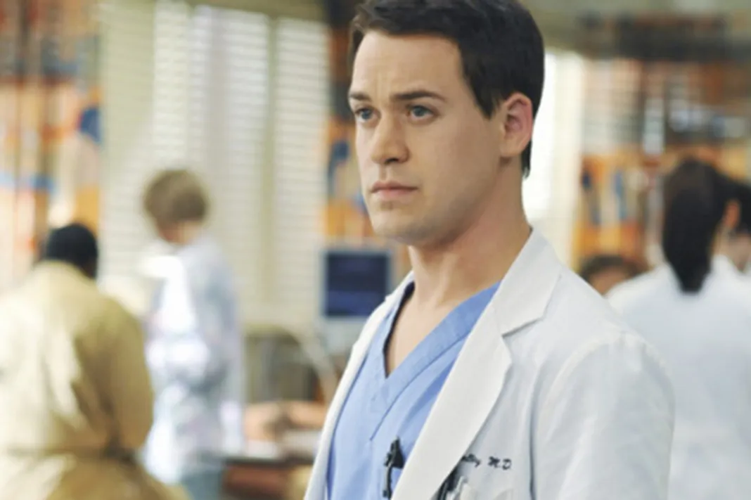 T R Knight, Greys Anatomy, ABC, 072016