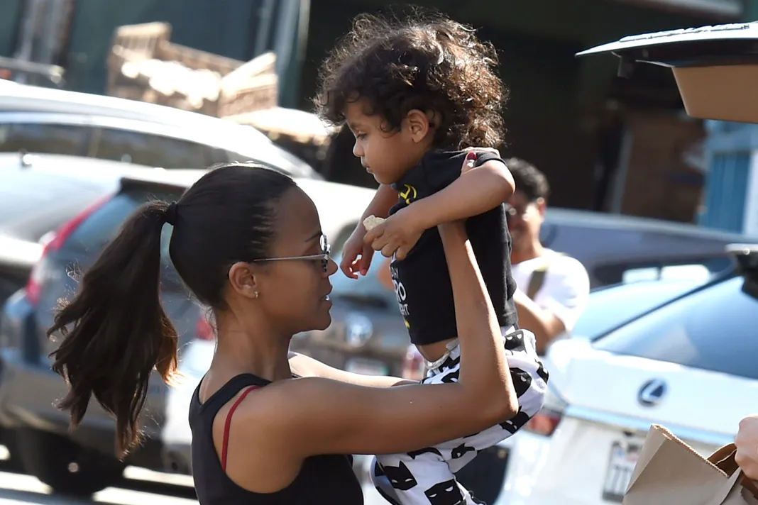 Zoe Saldana Struggling to Potty Train her Twins (2017/03/22) Tickets