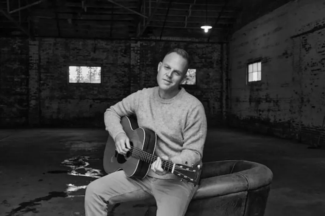 Singer, songwriter: Matthew West. Photo by Hannah Burton