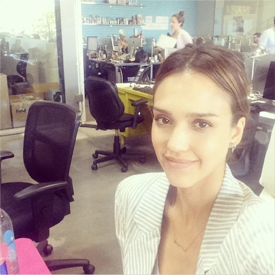 Jessica Alba, Instagram