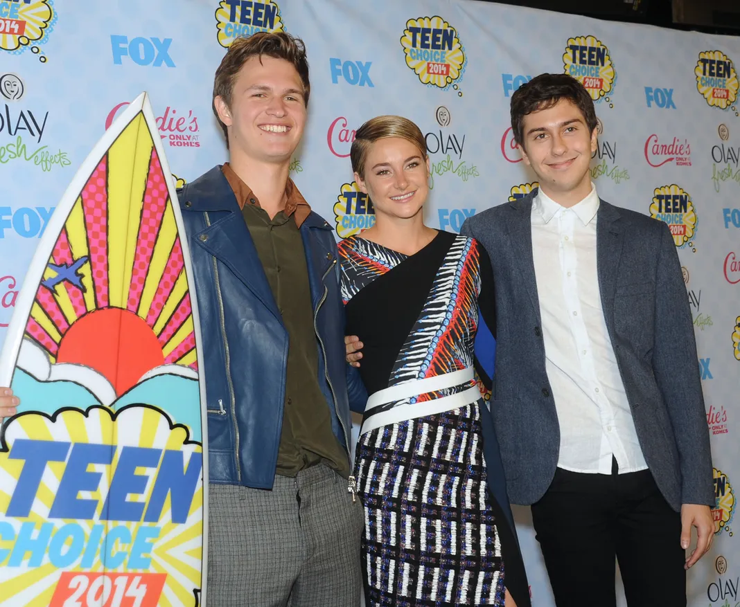 The Fault In Our Stars Divergent One Direction Top 2014 Teen Choice Awards
