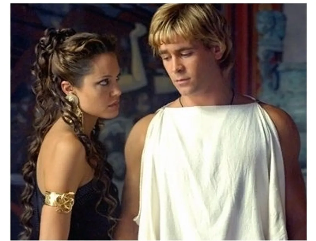 Alexander Movie Still: Angelina Jolie and Colin Farrell 