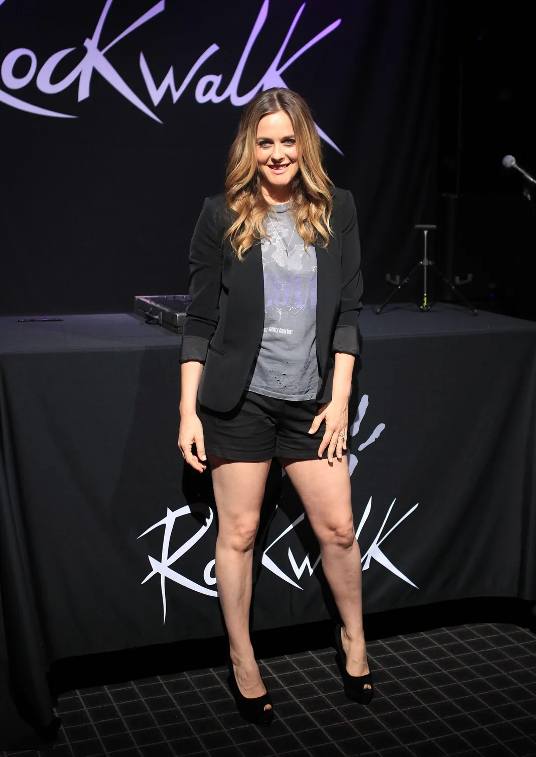 Alicia Silverstone