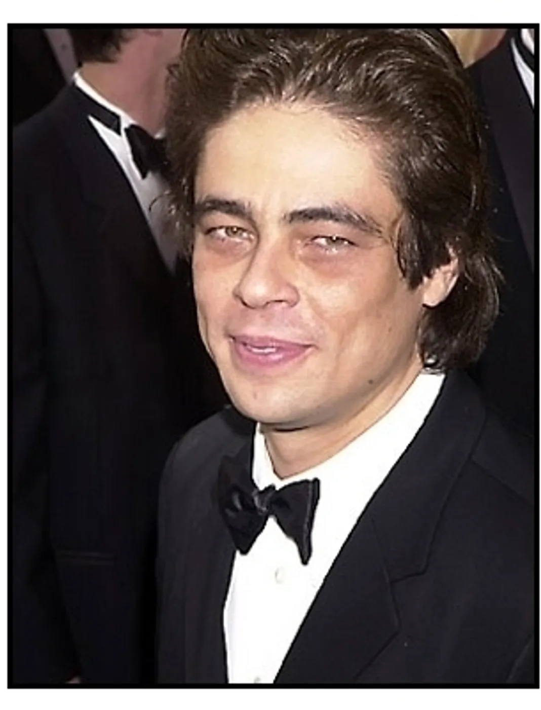 Benicio Del Toro at the 2001 Academy Awards