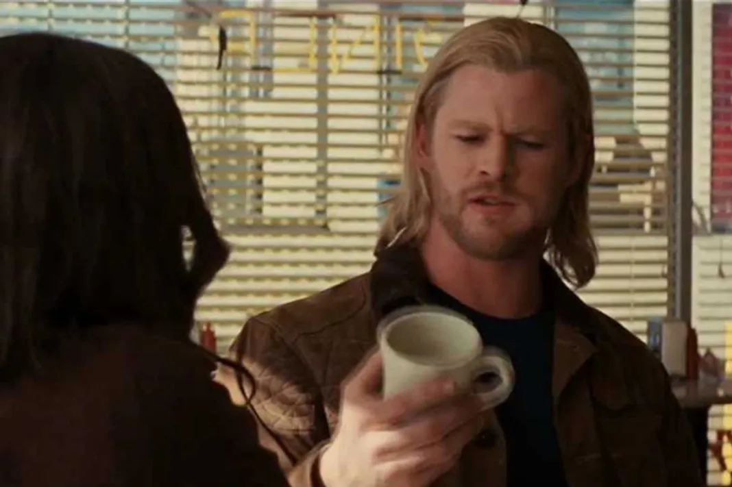 Chris Hemsworth, Thor, Paramount, Marvel, 101415