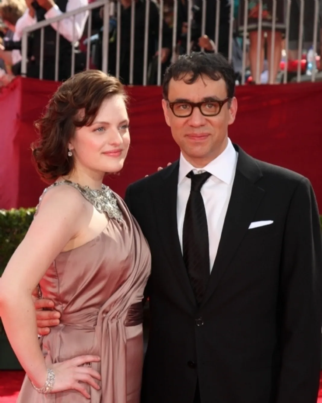Elizabeth Moss and Fred Armisen