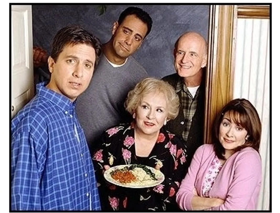 Everybody Loves Raymond TV Still: The cast of 