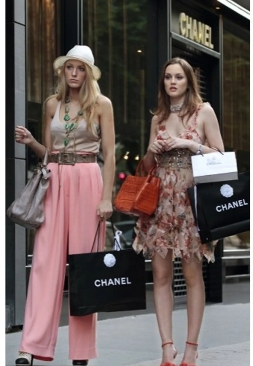 'Gossip Girl: Season 4'  Blake Lively and Leighton Meester 