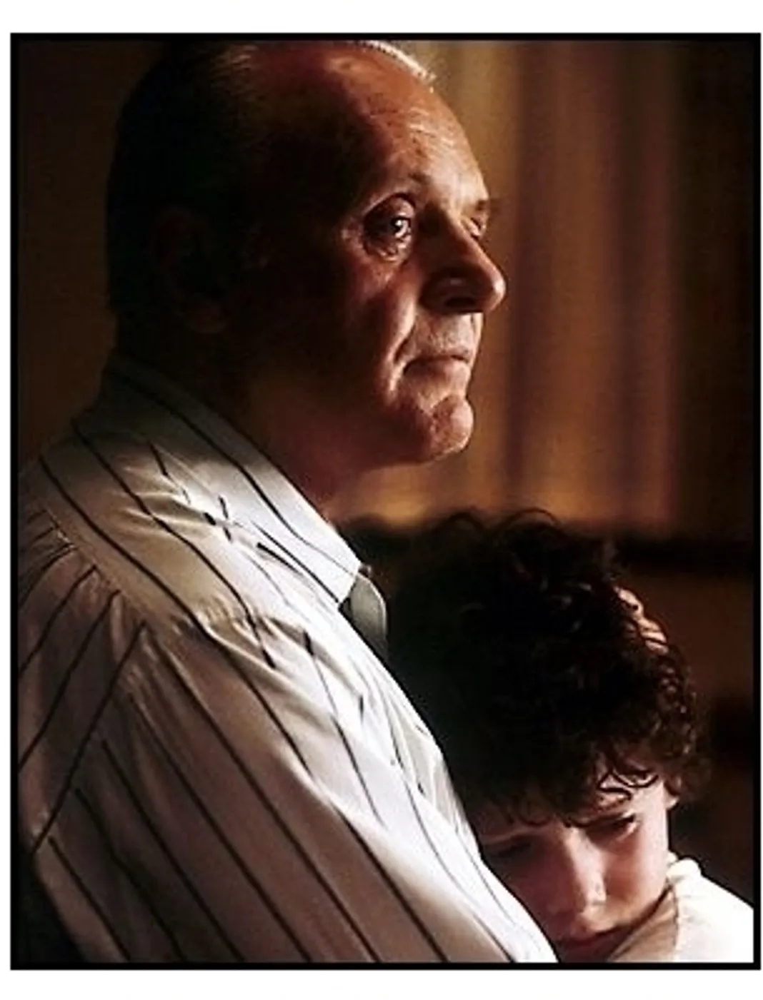 Hearts in Atlantis movie still: Anthony Hopkins as Ted Brautigan and Anton Yelchin as Bobby Garfield