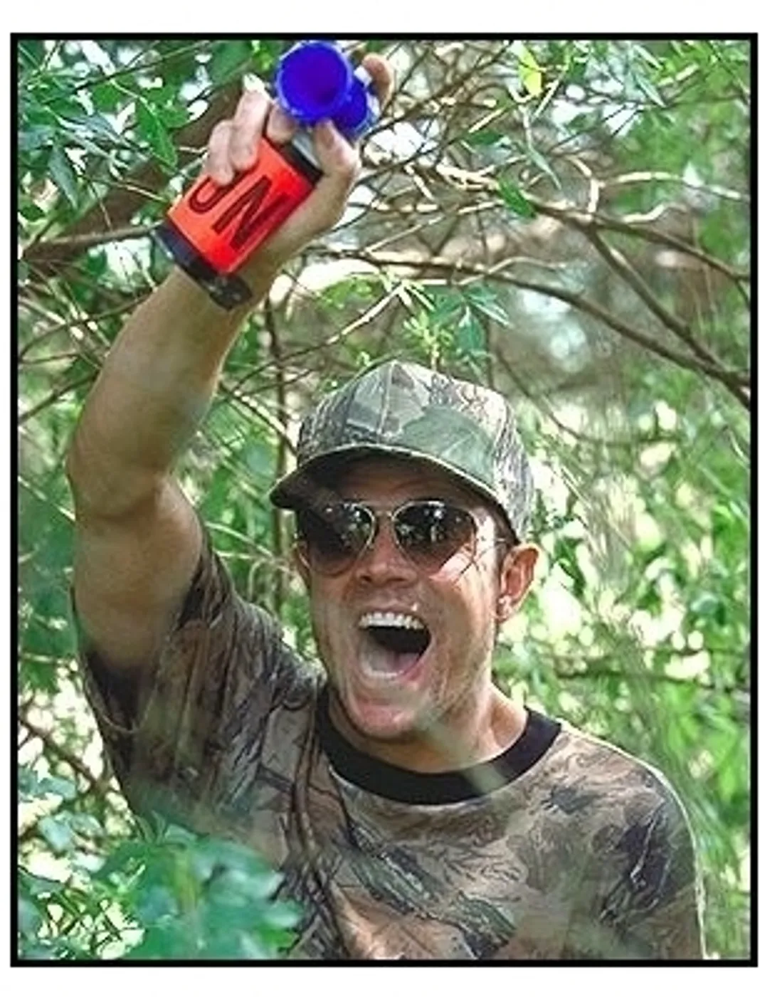 Jackass: The Movie movie still: Johnny Knoxville in Jackass: The Movie