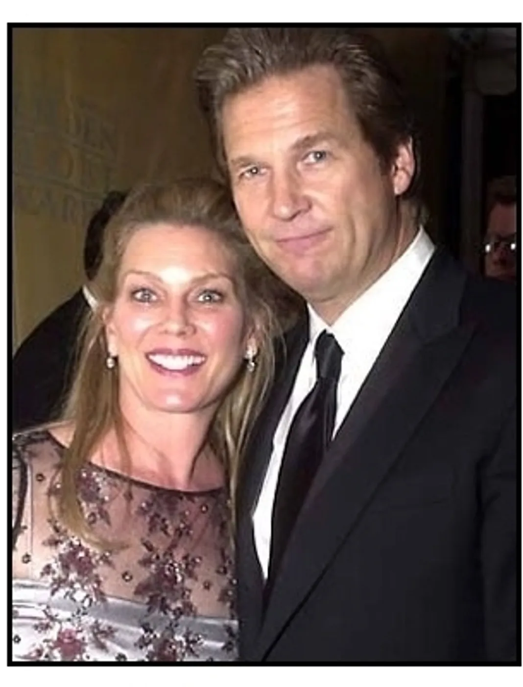 Jeff Bridges and wife at Universal / Dreamworks 2001 Golden Globes after party