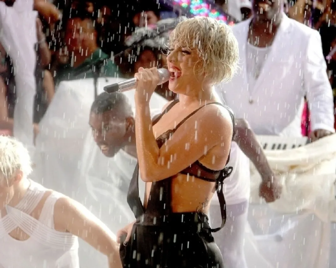 Lady Gaga Performs on NBC's 'Today Show' - July 9, 2010