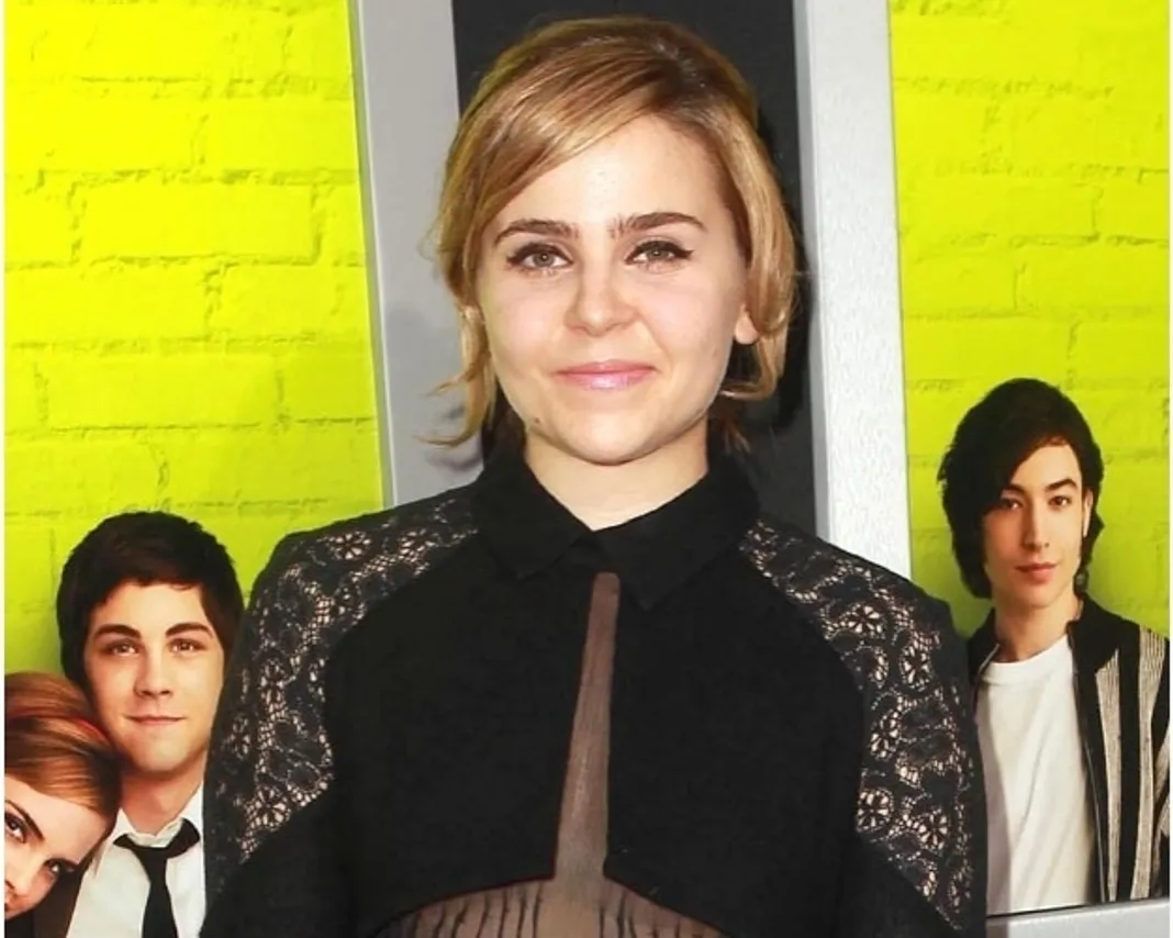 Mae Whitman Perks