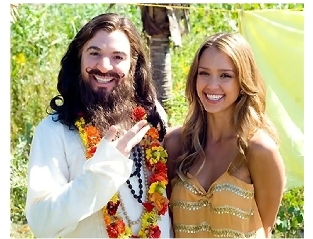 Mike Myers and Jessica Alba star in 