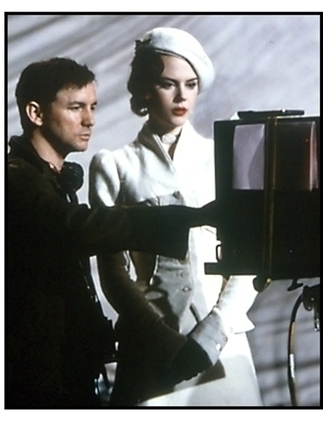 Moulin Rouge movie still: Director Baz Luhrmann and Nicole Kidman