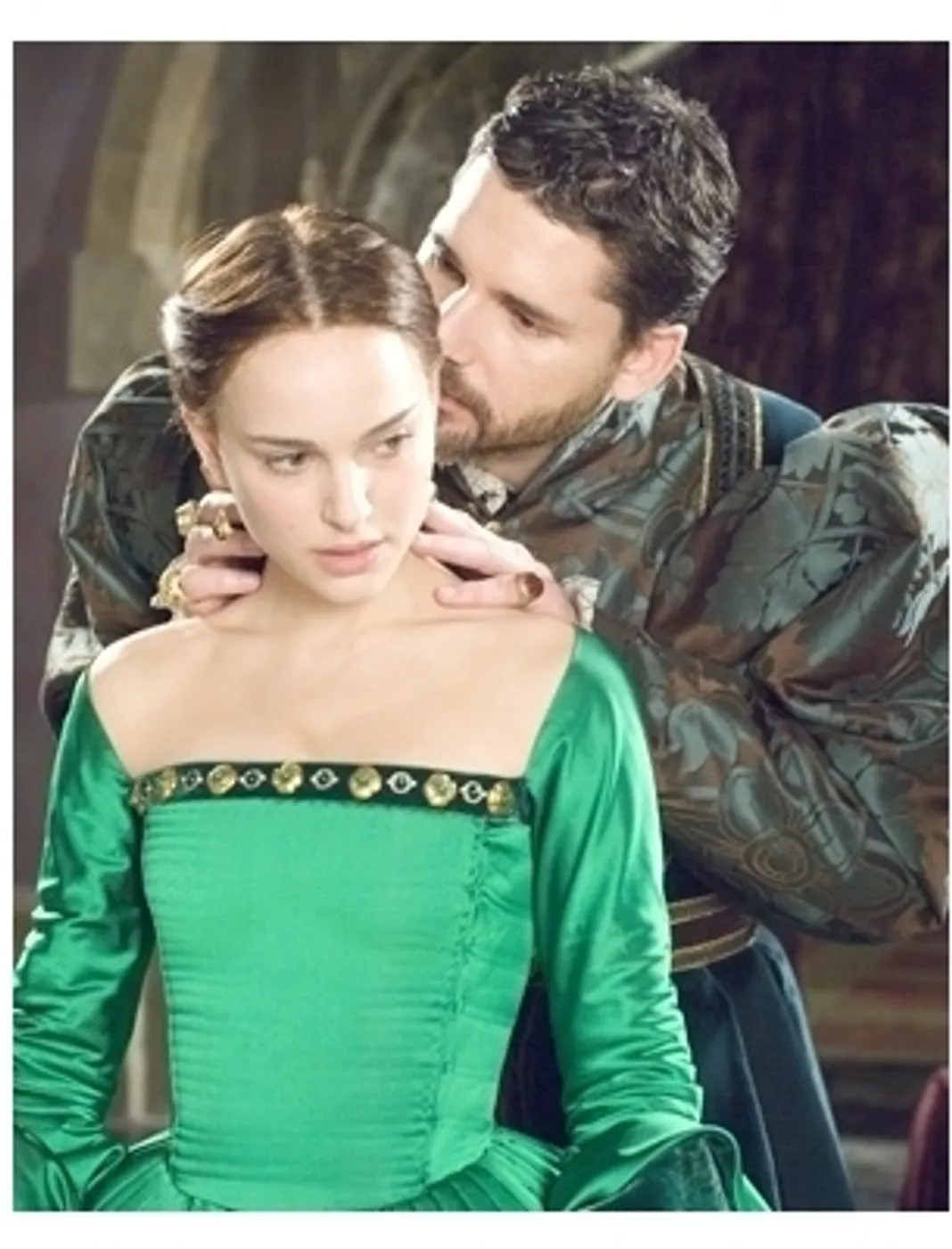 Natalie Portman and Eric Bana star in “The Other Boleyn Girl”