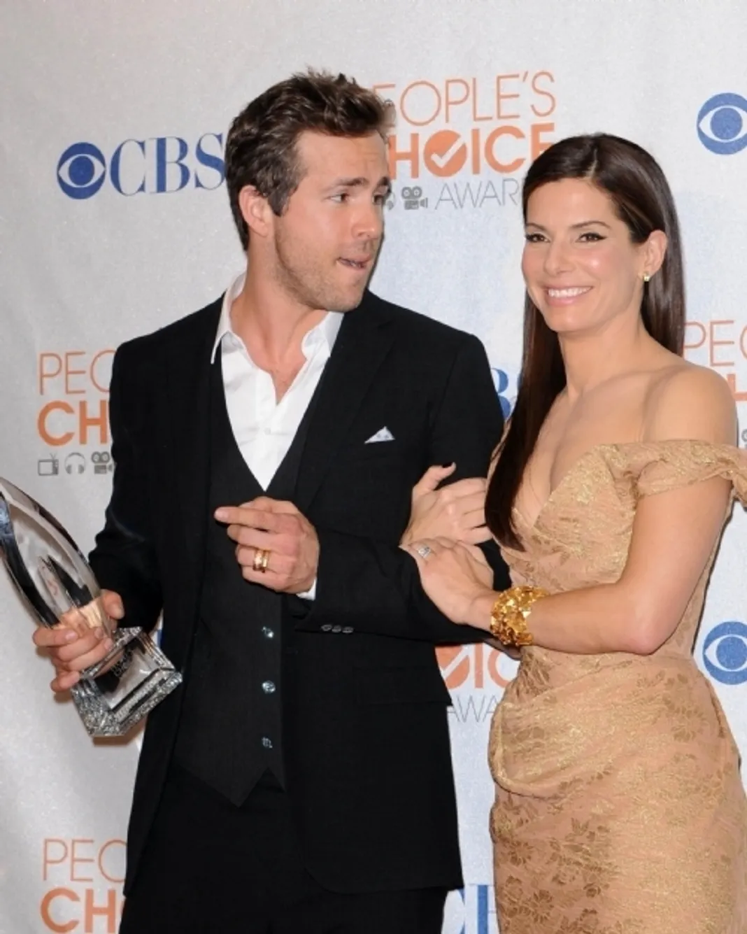Ryan Reynolds and Sandra Bullock