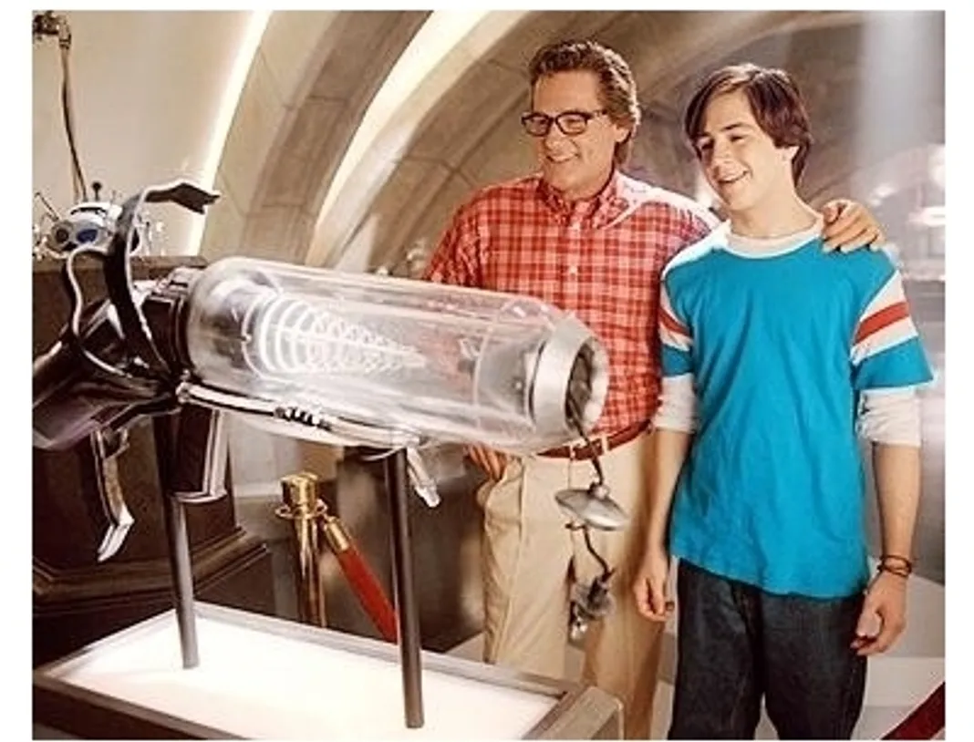 Sky High Movie Stills: Kurt Russell and Michael Angarano
