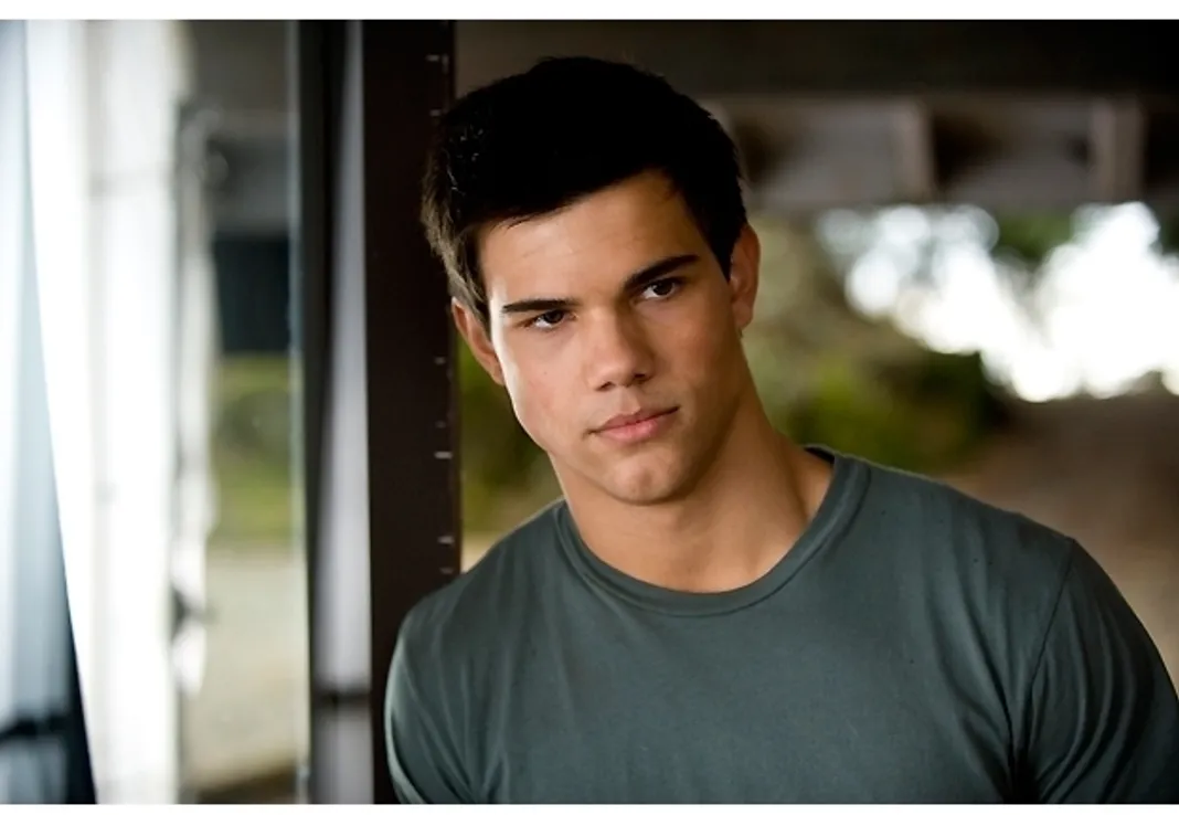 Taylor Lautner as Jacob Black in Summit Entertainment's 'New Moon'