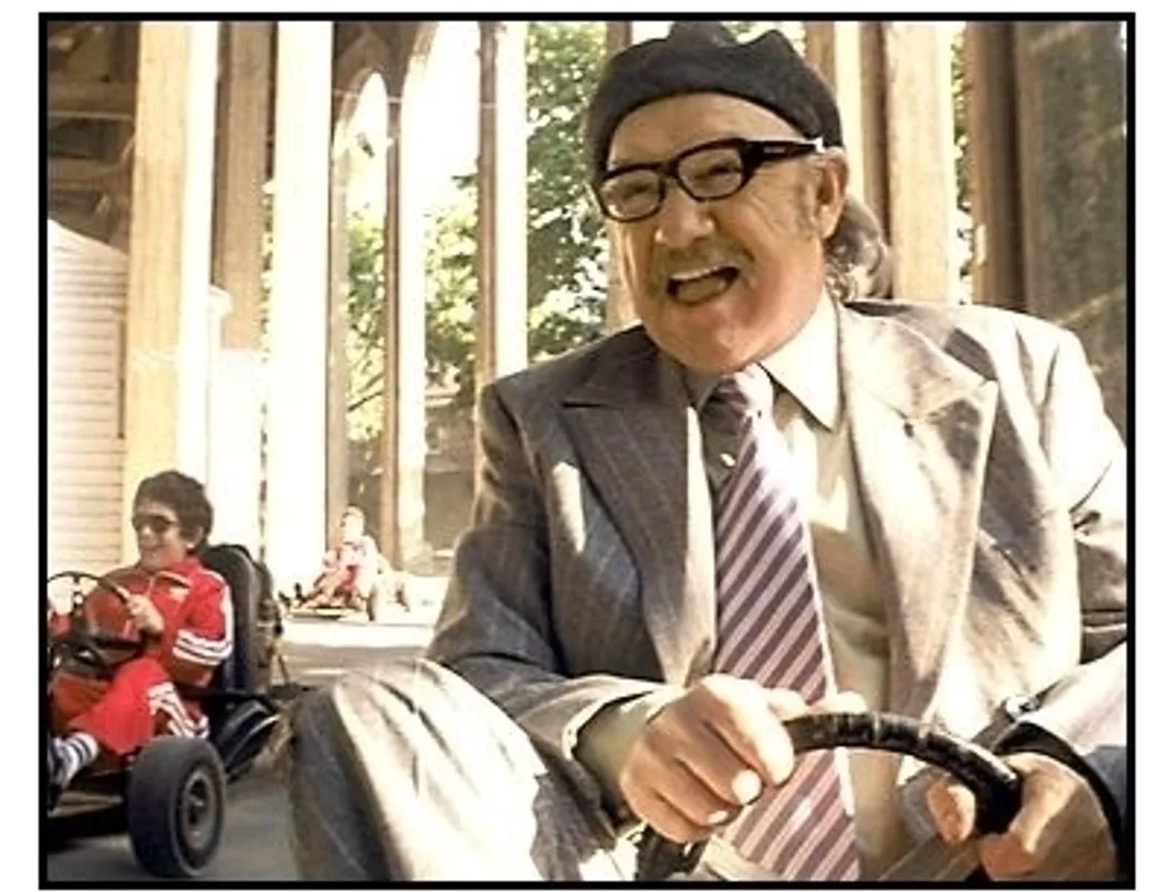 The Royal Tenenbaums movie still: Royal Tenenbaum (Gene Hackman) takes his grandchildren out for a day outside of the watchful eye of their father