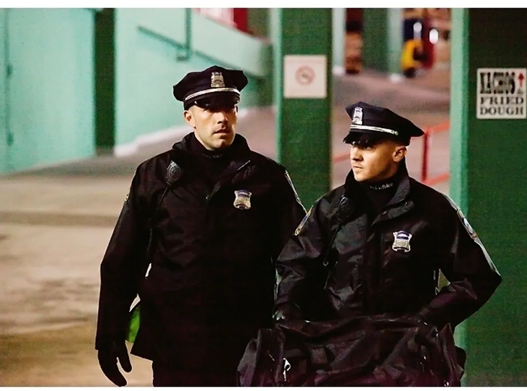 The Town Movie Stills: Ben Affleck and Jeremy Renner