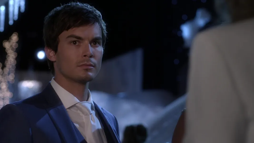 Tyler Blackburn, Pretty Little Liars